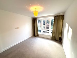 Photo 19- click for photo gallery